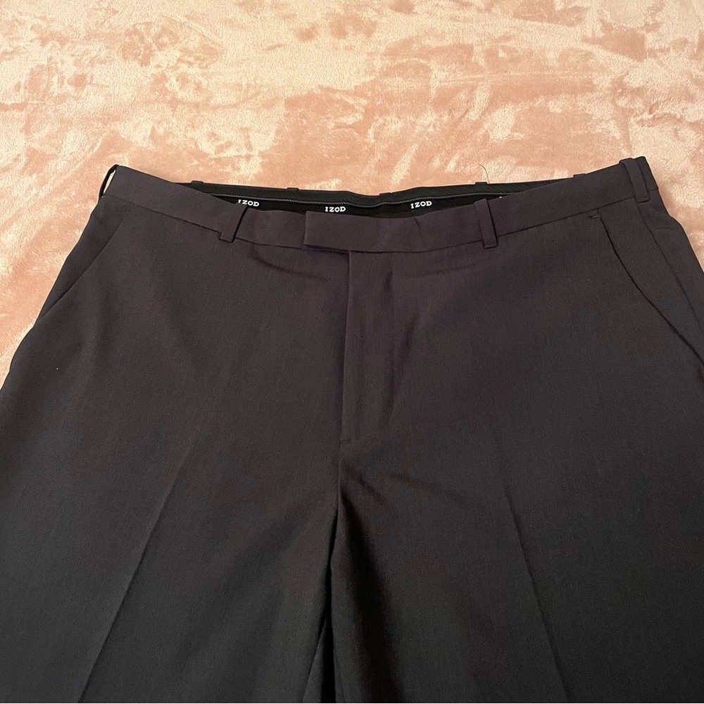 IZOD Black Straight Pants 38X34